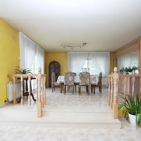 Sunny House *